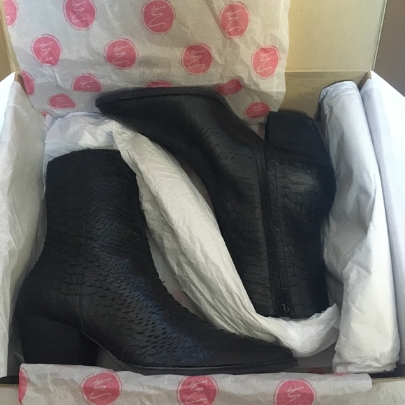 💗 Matisse Caty Black Snake Leather Mid Calf Boots - Picture 7 of 8